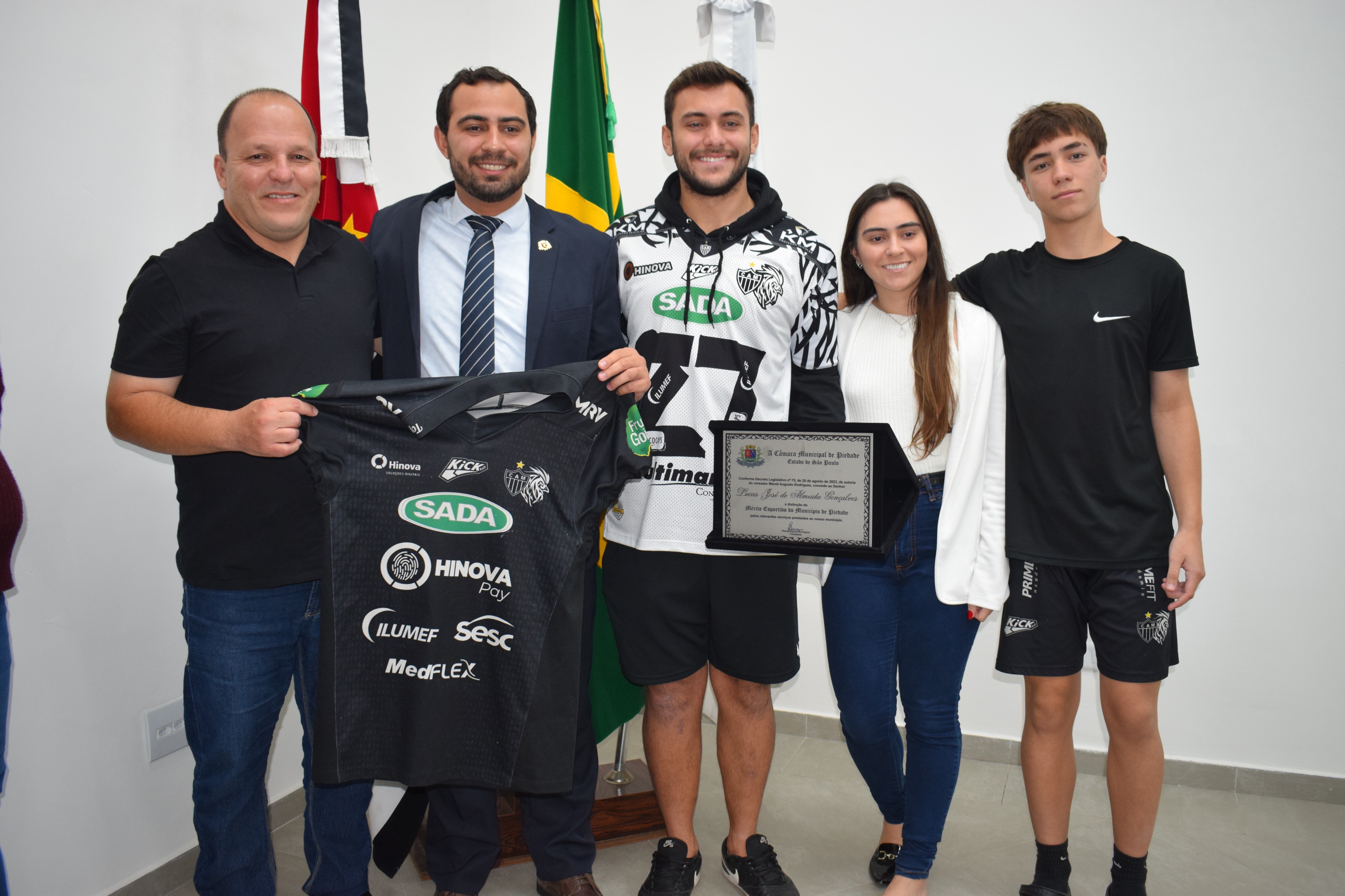 Homenagem aos atletas do município