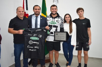 Homenagem aos atletas do município