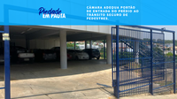 Câmara adequa portão de entrada do prédio ao trânsito seguro de pedestres.