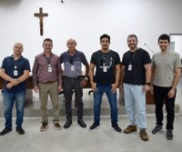 Câmara recebe visita de servidores do Legislativo votorantinense.